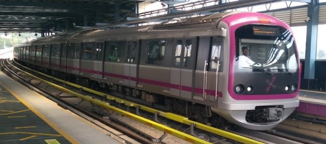 purple line metro train